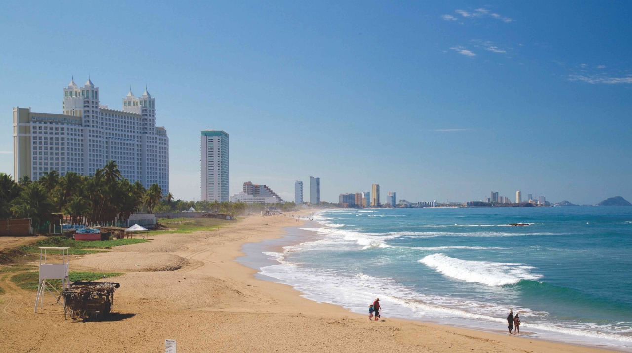 Playa Cerritos